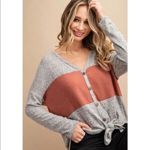 NEW! Color Block Knit Top!